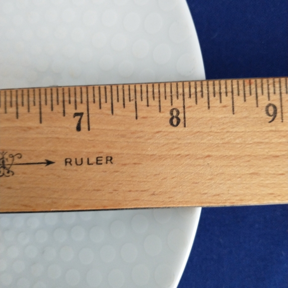 CURRIER & IVES 3 Bundle Dinner Table Plates - Picture 7 of 16